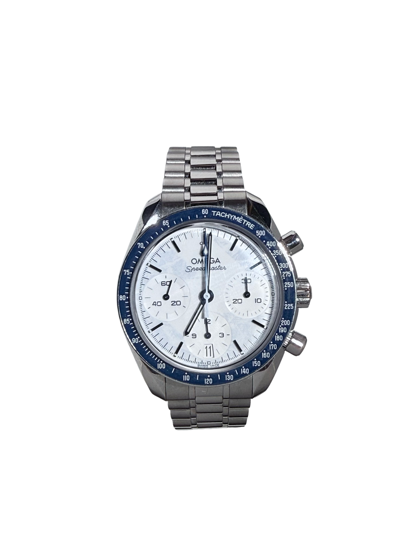 Omega Speedmaster 38 Milano Cortina 2026 – Vorderansicht